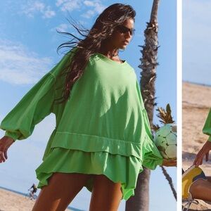 NWOT FP Movement by Free People Wild and Free Layer, XS